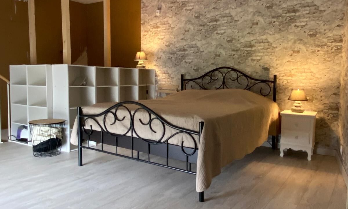 Photo of Bedroom in Labastide-de-Virac