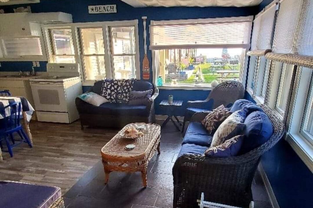 Photo of Livingroom in Sylvan Beach