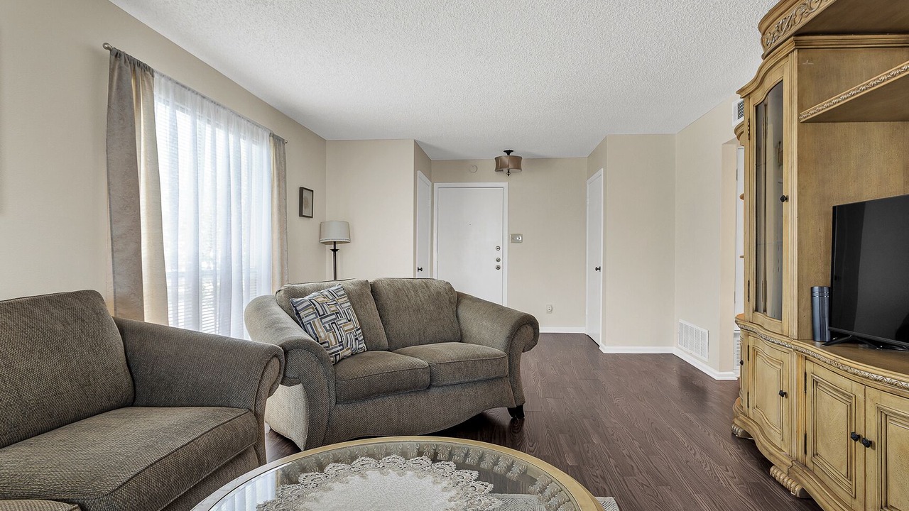 Photo of Livingroom in Medical Center District
