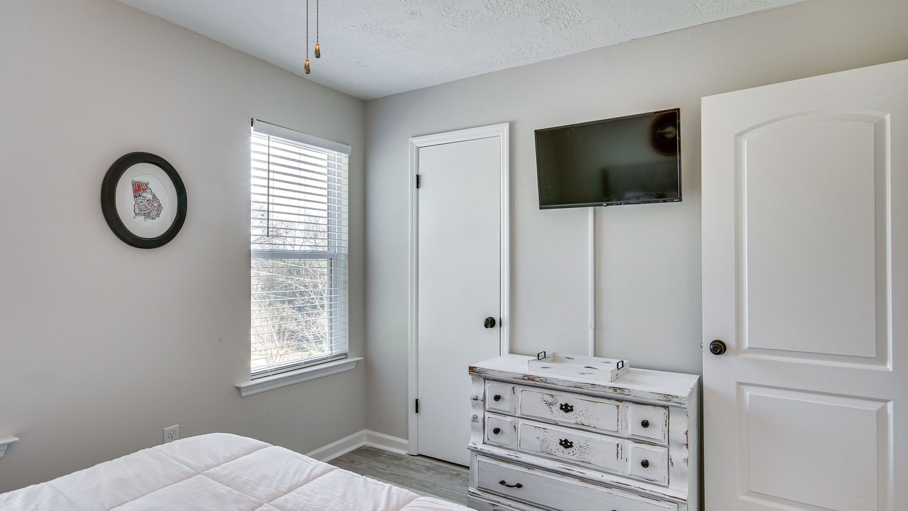 Photo of Bedroom in Summerville