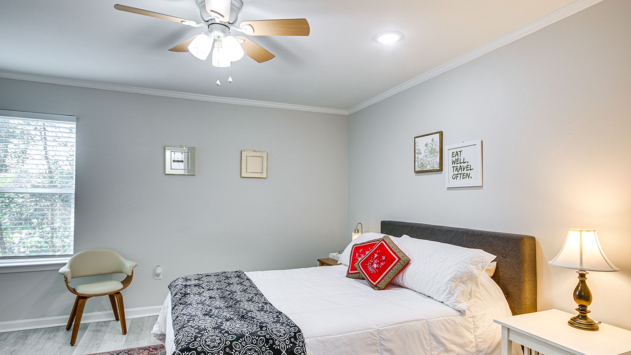 Photo of Bedroom in Summerville