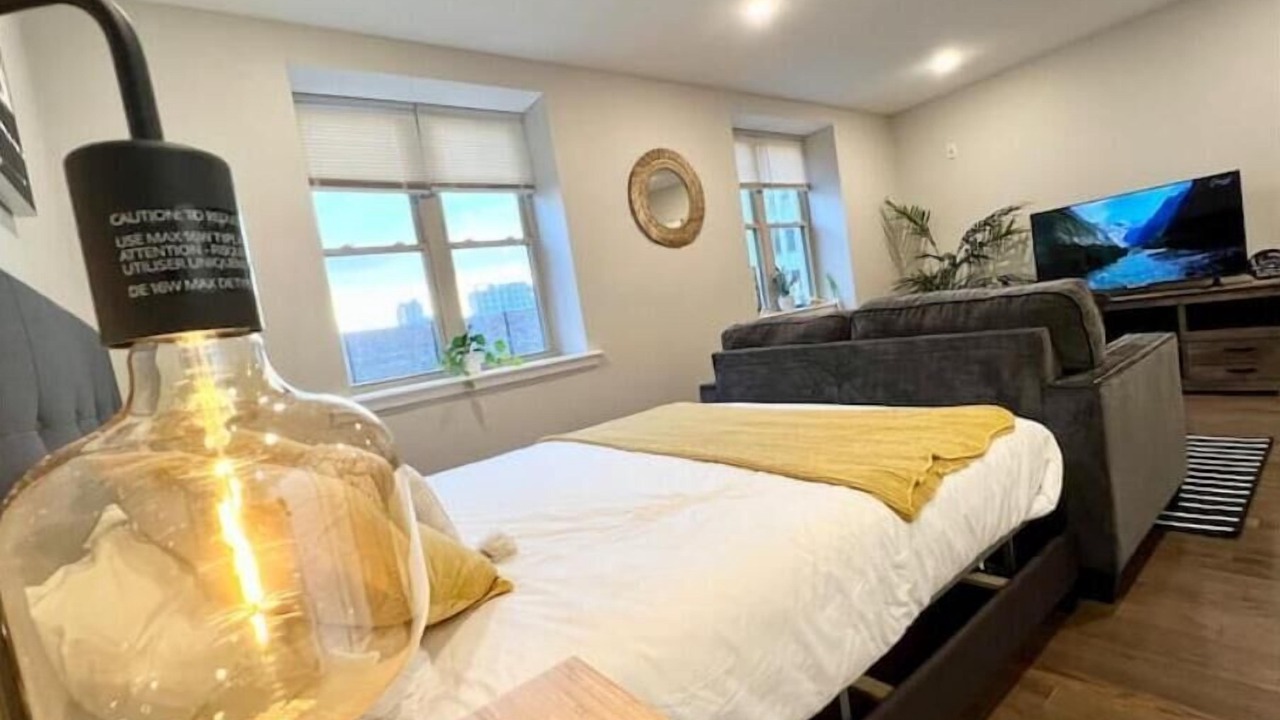 Photo of Bedroom in Logan Square