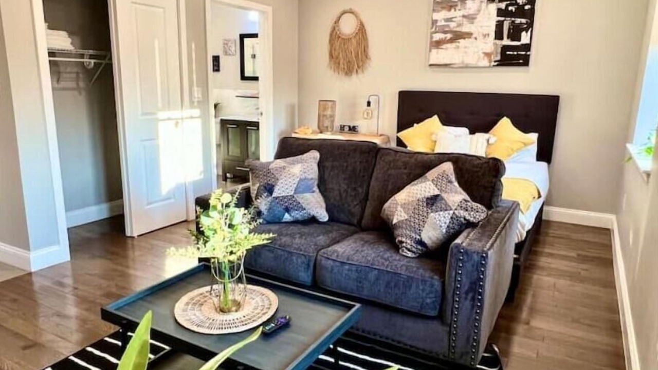 Photo of Livingroom in Logan Square