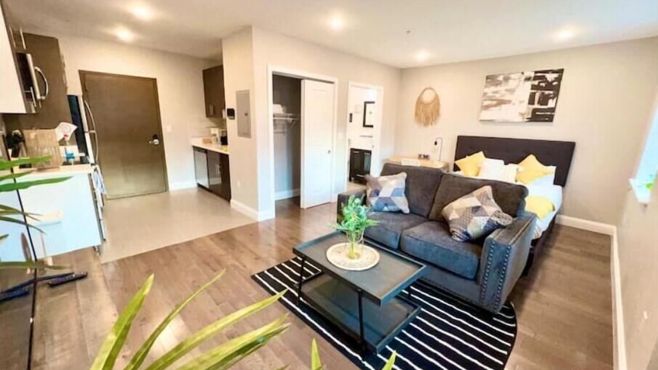 Photo of Livingroom in Logan Square