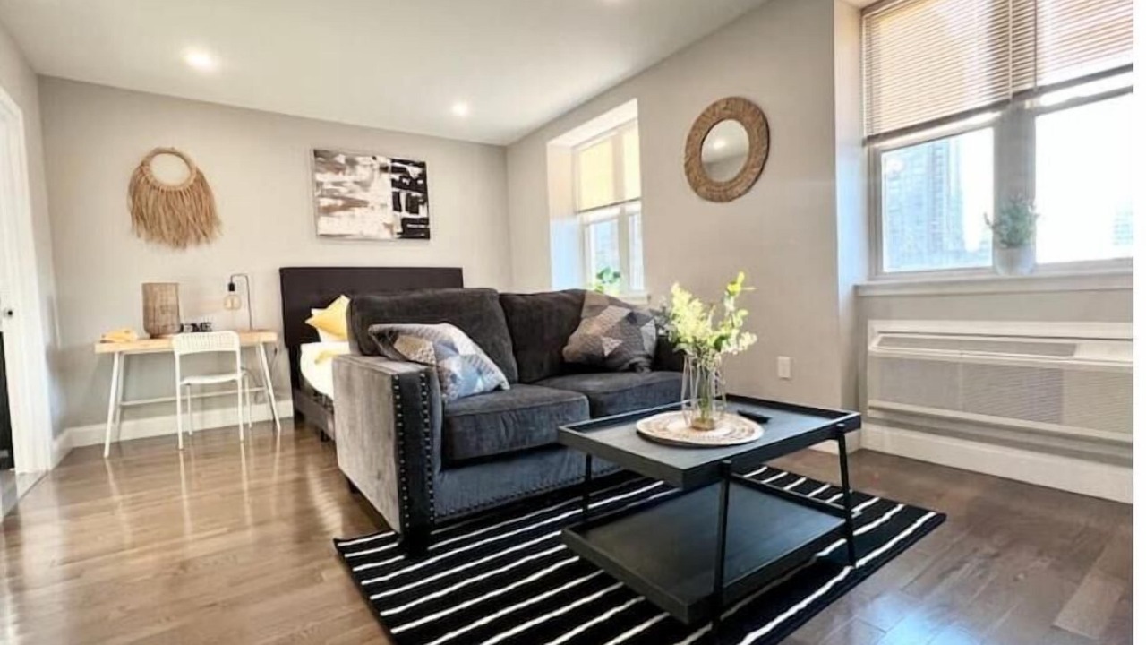 Photo of Livingroom in Logan Square