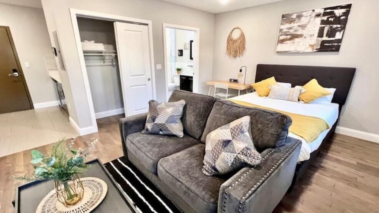 Photo of Bedroom in Logan Square