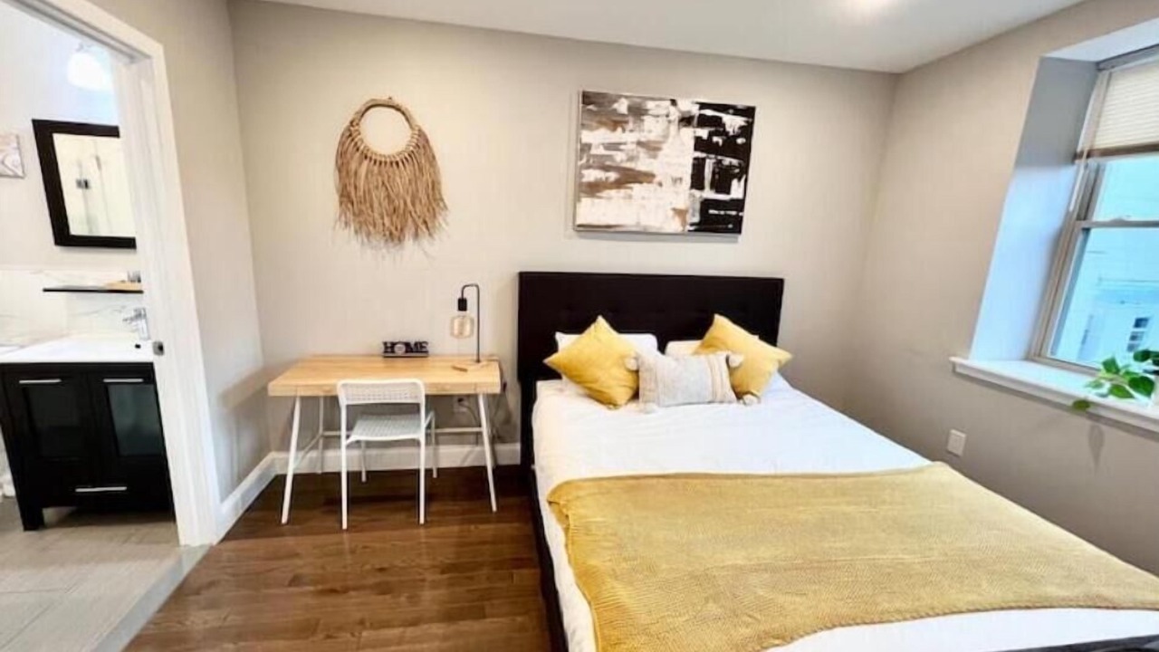 Photo of Bedroom in Logan Square