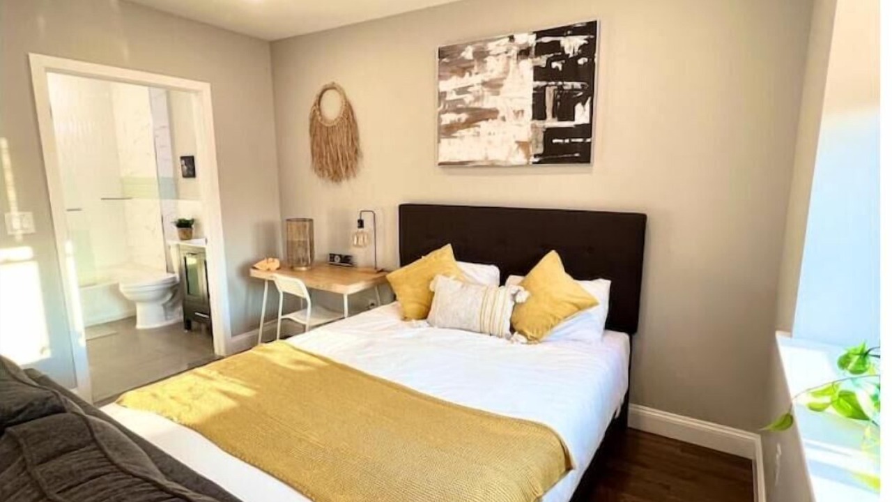 Photo of Bedroom in Logan Square