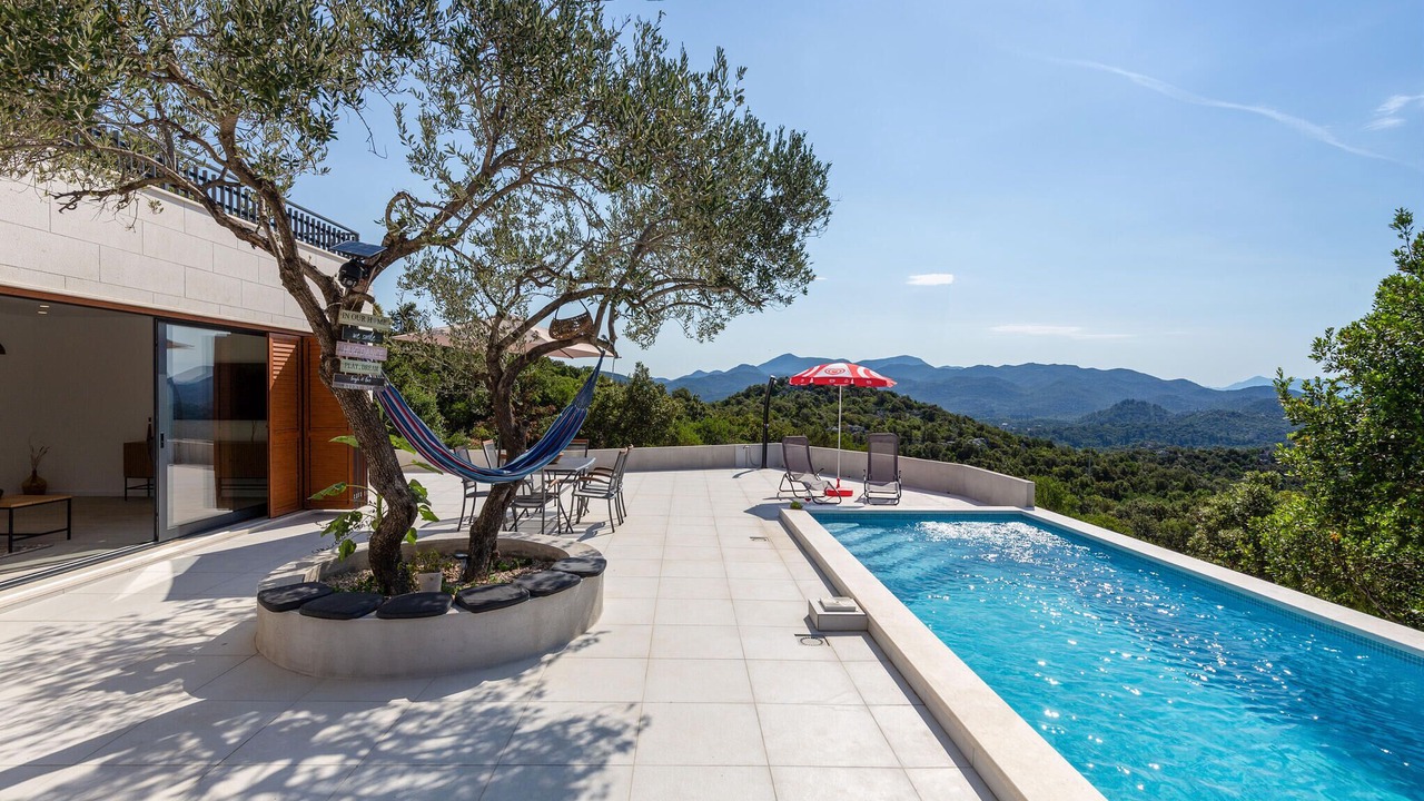 Photo of Outdoor in Bacina