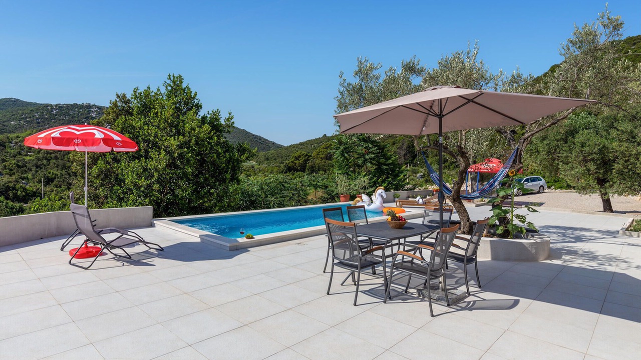 Photo of Outdoor in Bacina