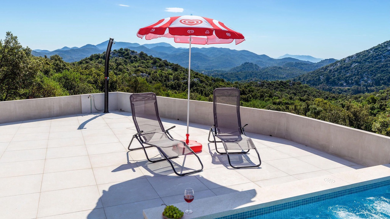 Photo of Outdoor in Bacina
