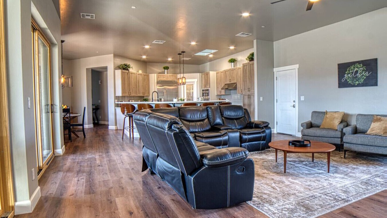 Photo of Livingroom in Tucson