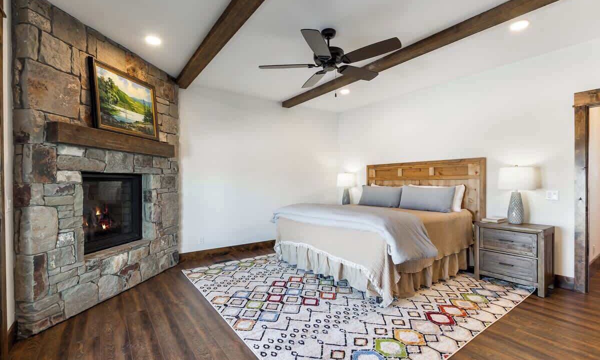 Photo of Bedroom in Tetonia