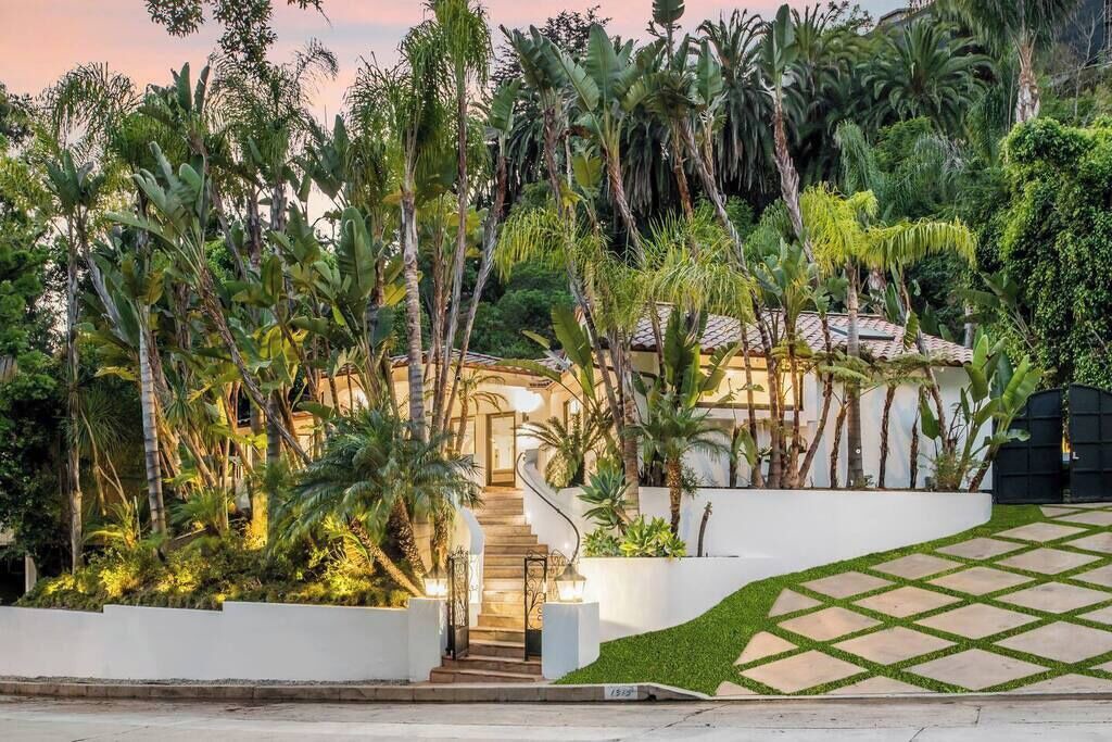 Photo of Outdoor in Beverly Hills