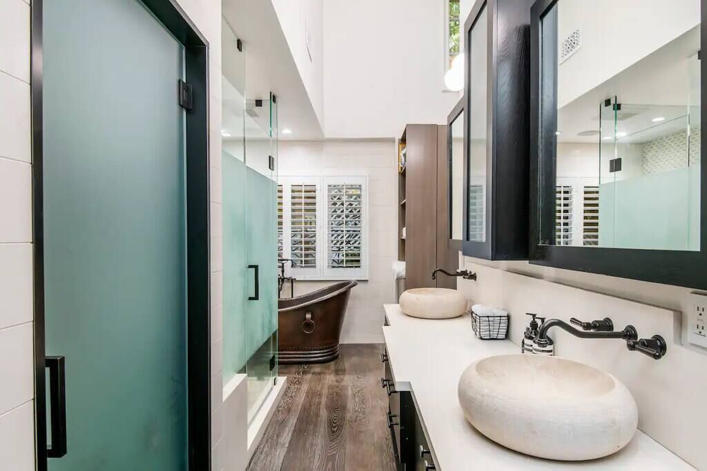 Photo of Bathroom in Beverly Hills