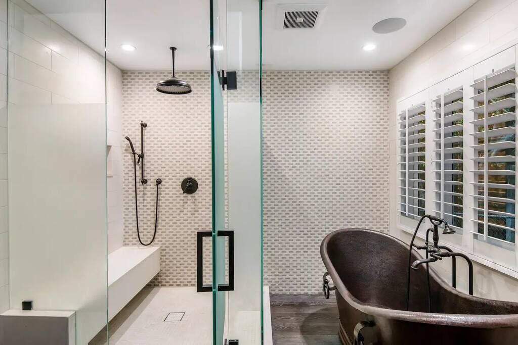 Photo of Bathroom in Beverly Hills