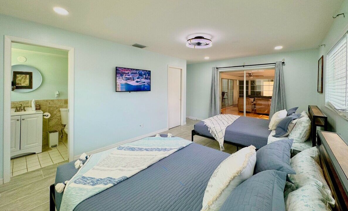 Photo of Bedroom in Eight Lakes