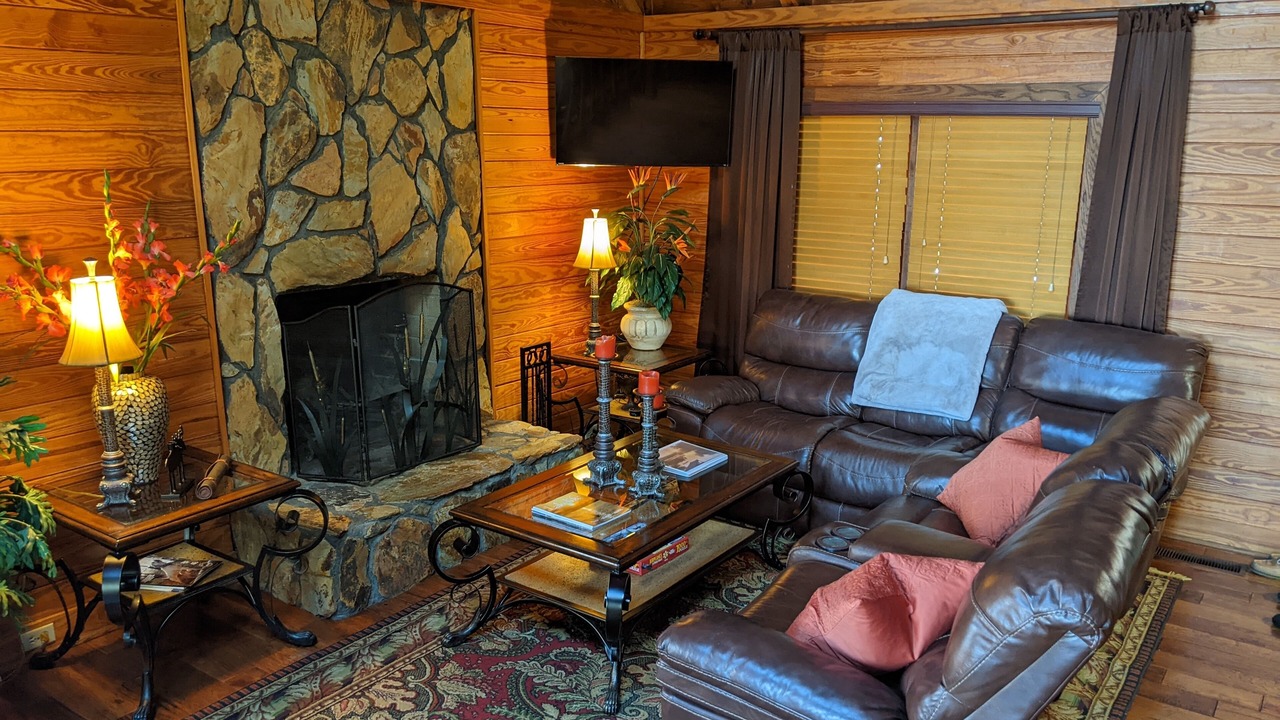 Photo of Livingroom in Eatonton