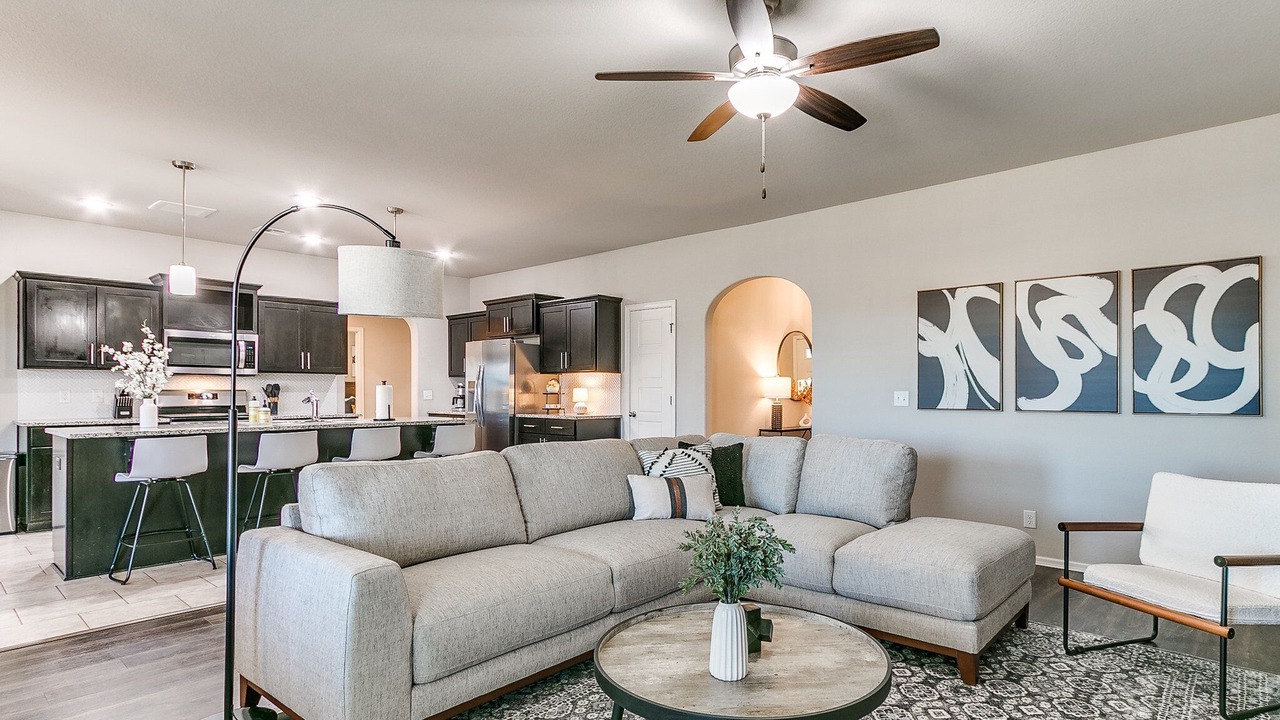 Photo of Livingroom in Broken Arrow