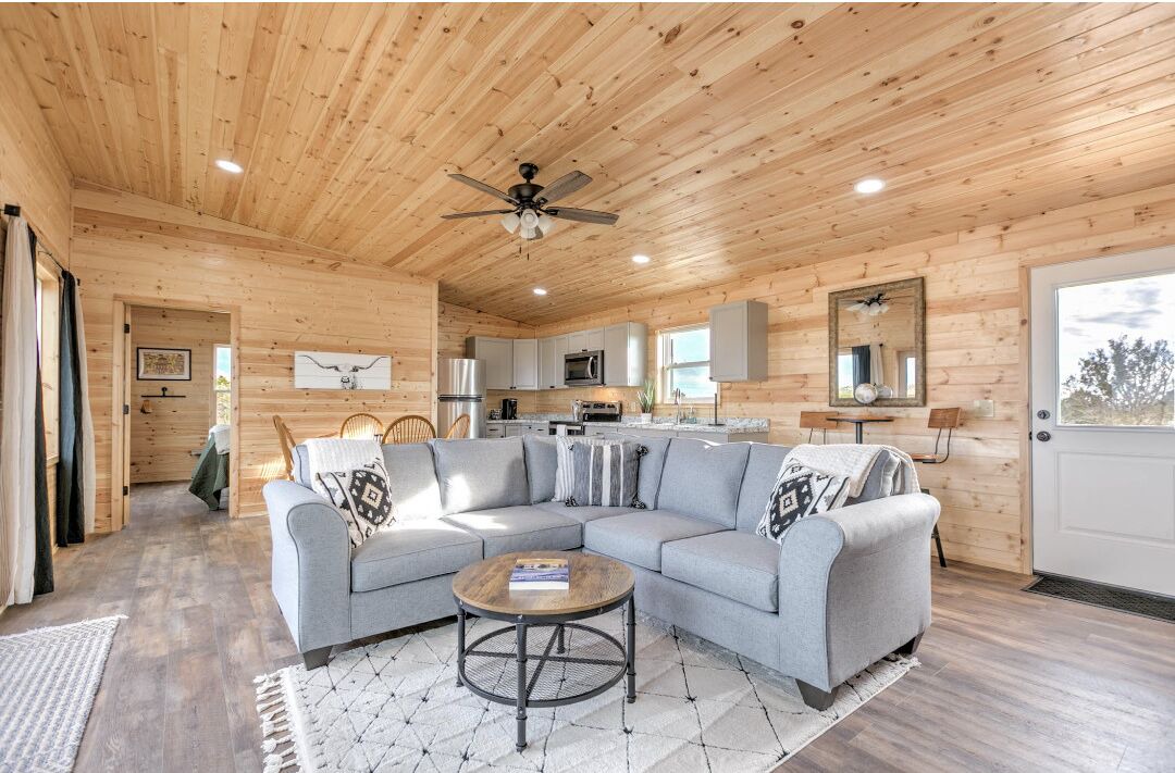 Photo of Livingroom in Robert Lee