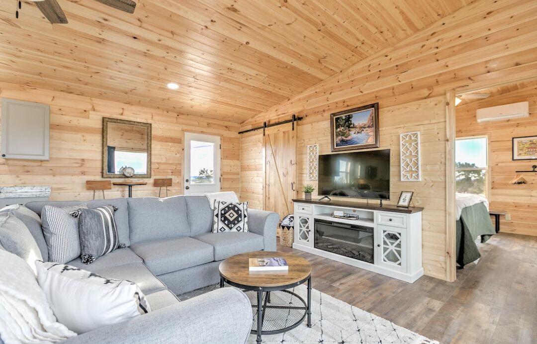 Photo of Livingroom in Robert Lee