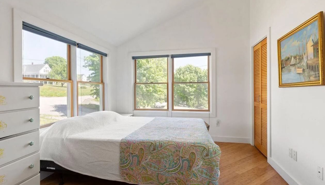 Photo of Others in Friendship