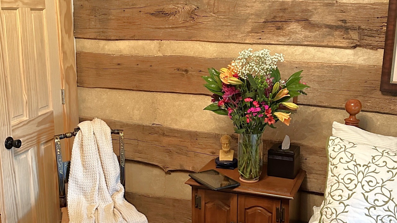 Photo of Bedroom in East Fultonham