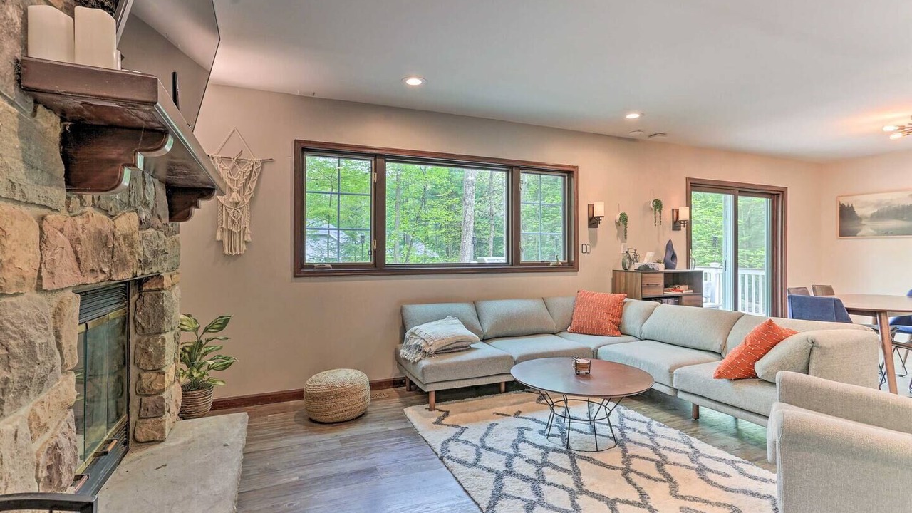 Photo of Livingroom in Reeders
