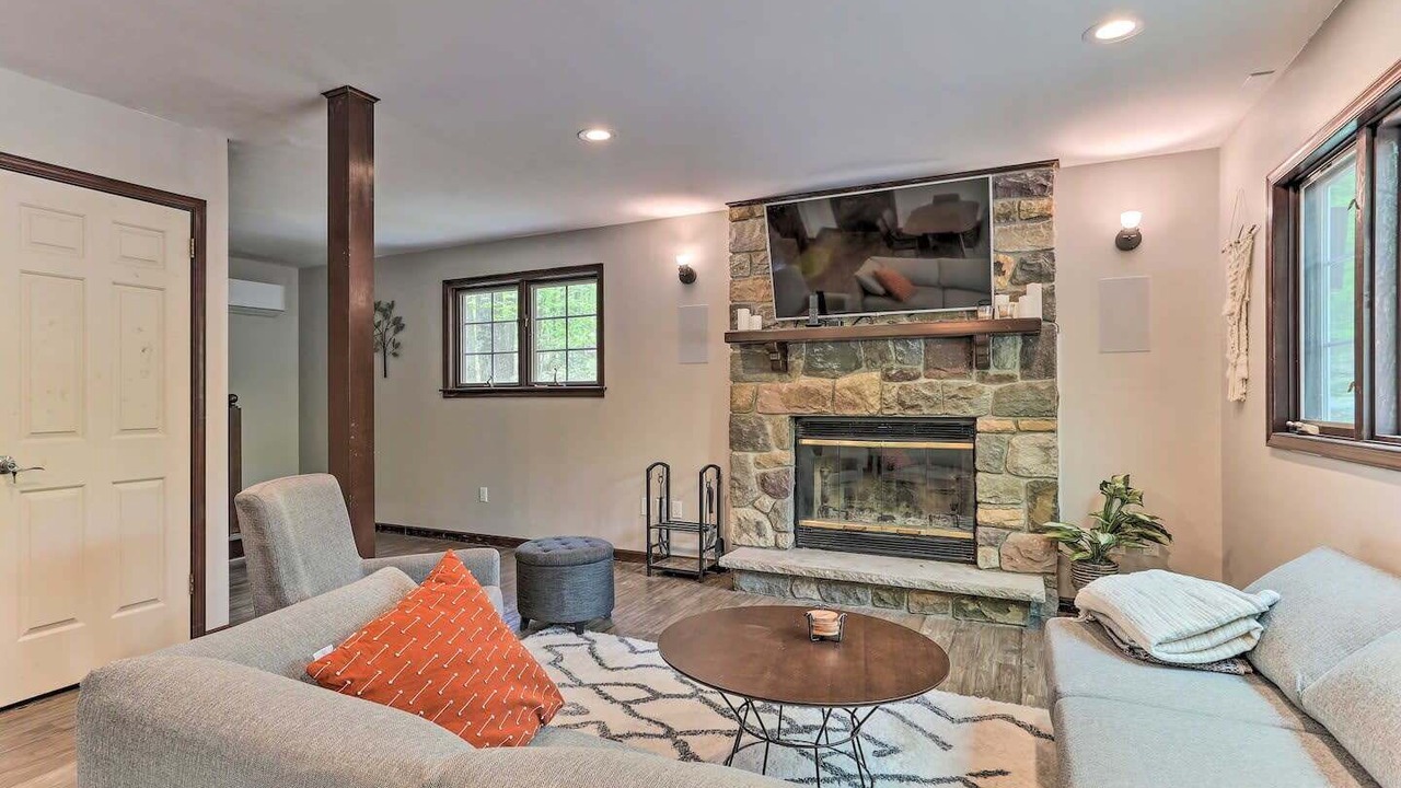 Photo of Livingroom in Reeders