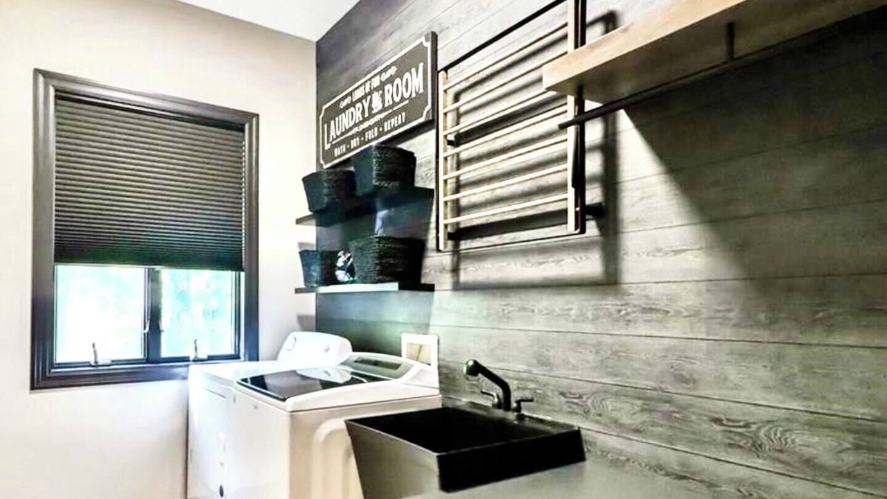 Photo of Bedroom in Sunrise Beach
