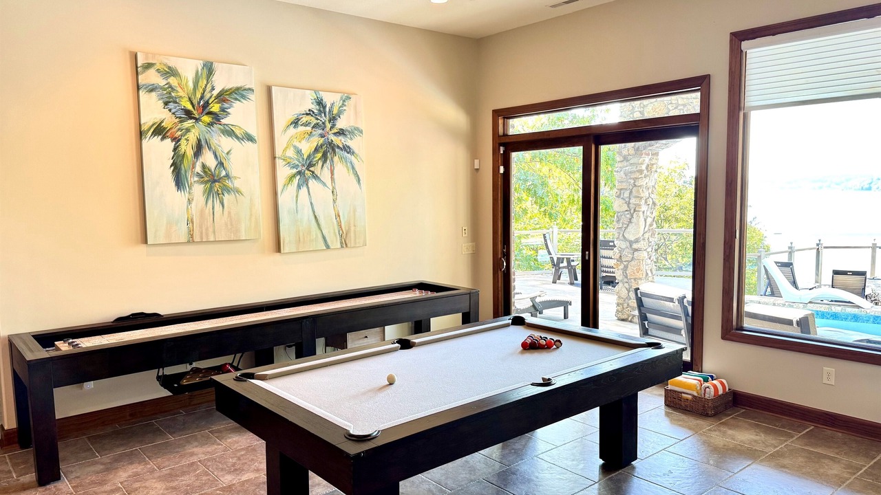 Photo of Livingroom in Sunrise Beach