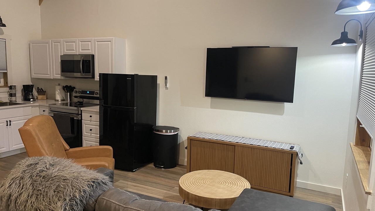 Photo of Livingroom in Mead