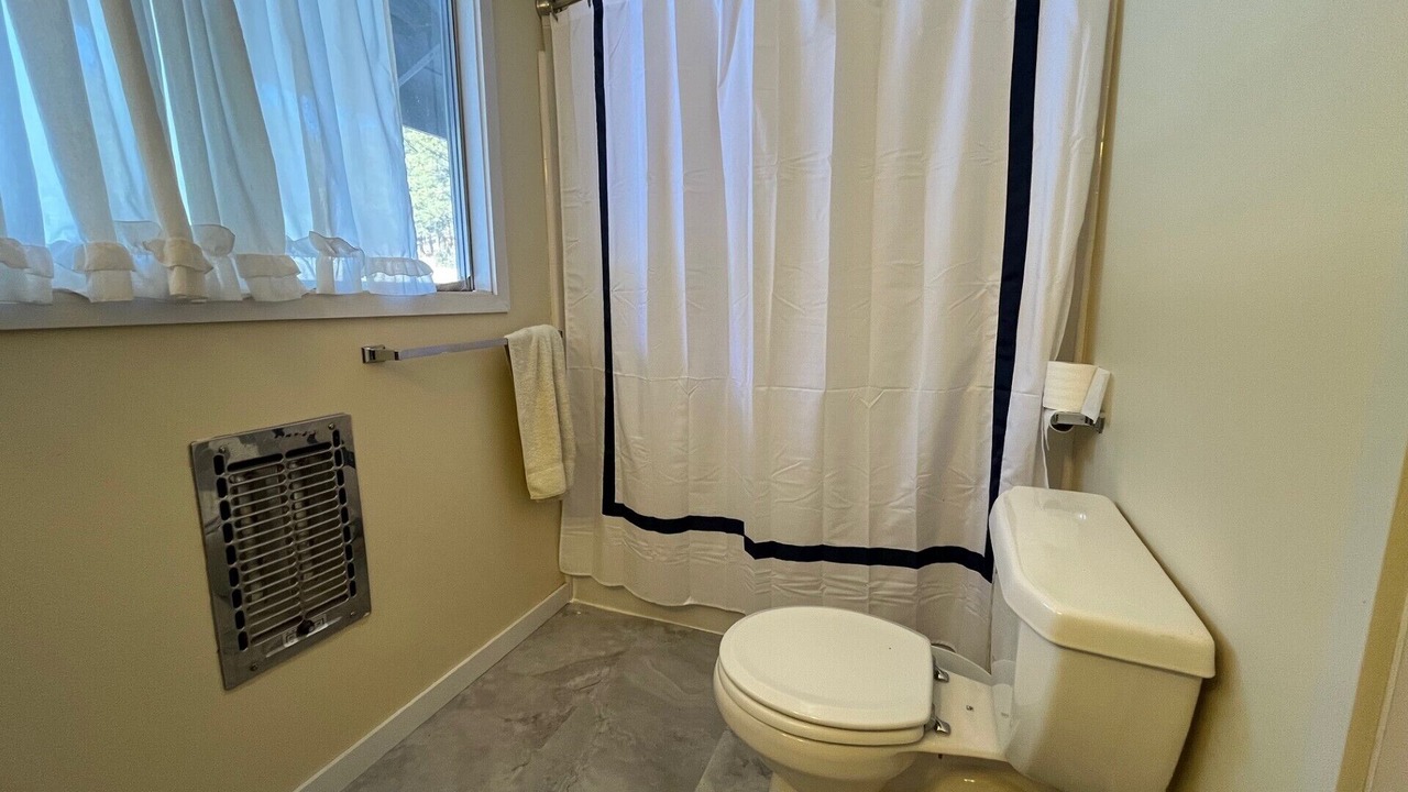 Photo of Bathroom in Greer