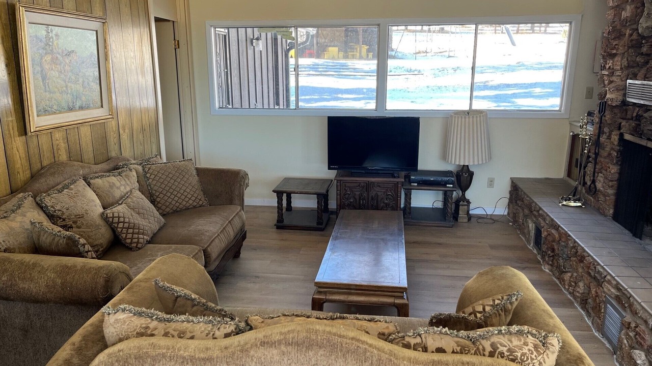 Photo of Livingroom in Greer