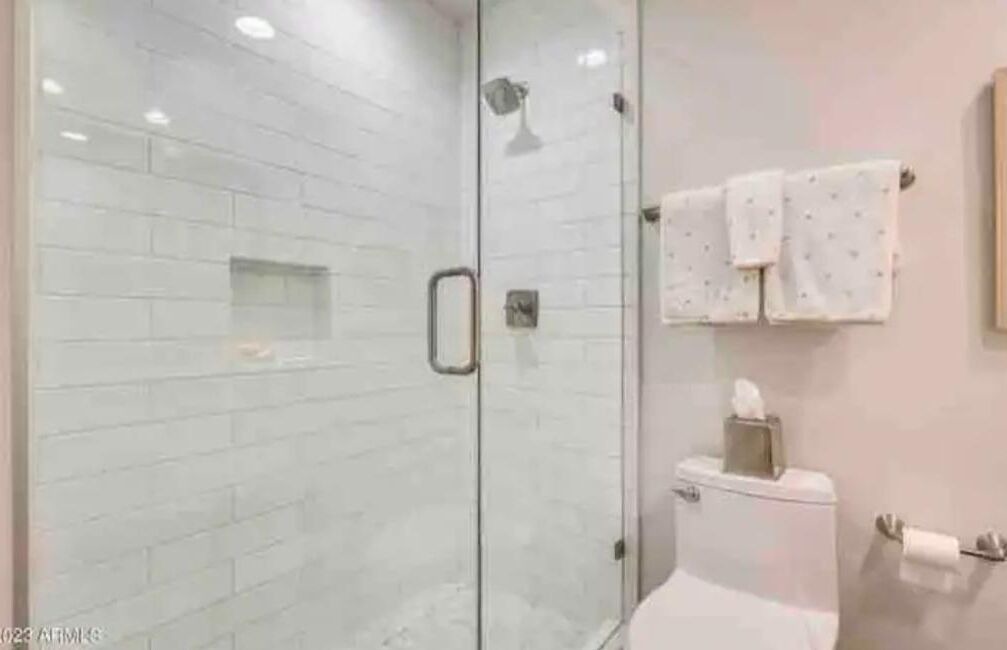 Photo of Bathroom in Arrowhead Lakes