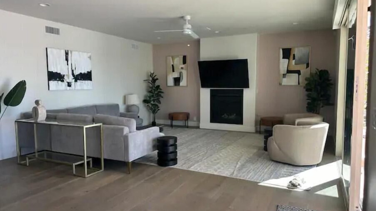 Photo of Livingroom in Arrowhead Lakes