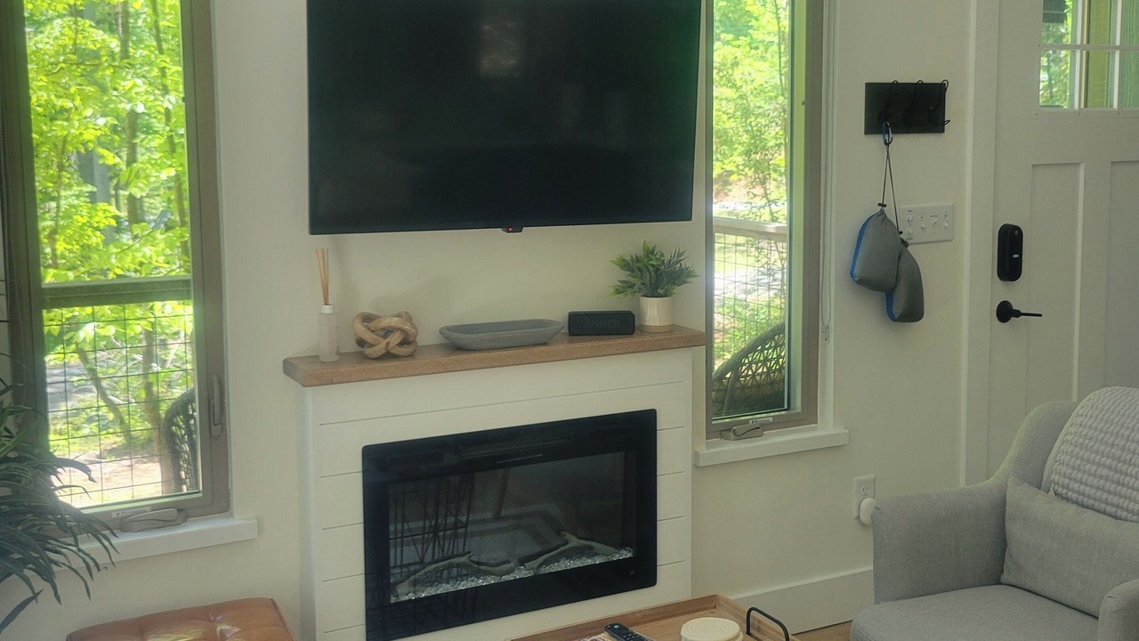 Photo of Livingroom in Rutherfordton