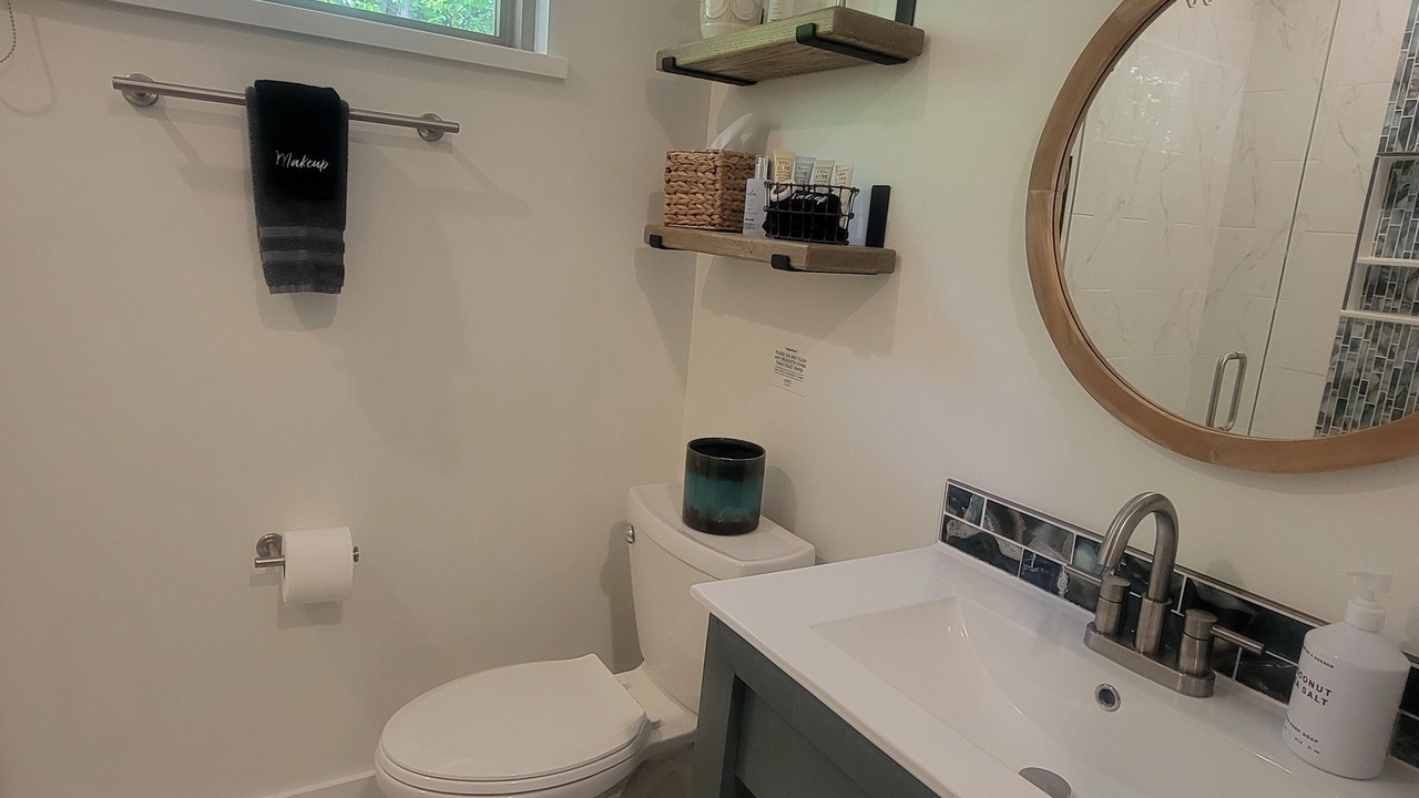 Photo of Bathroom in Rutherfordton