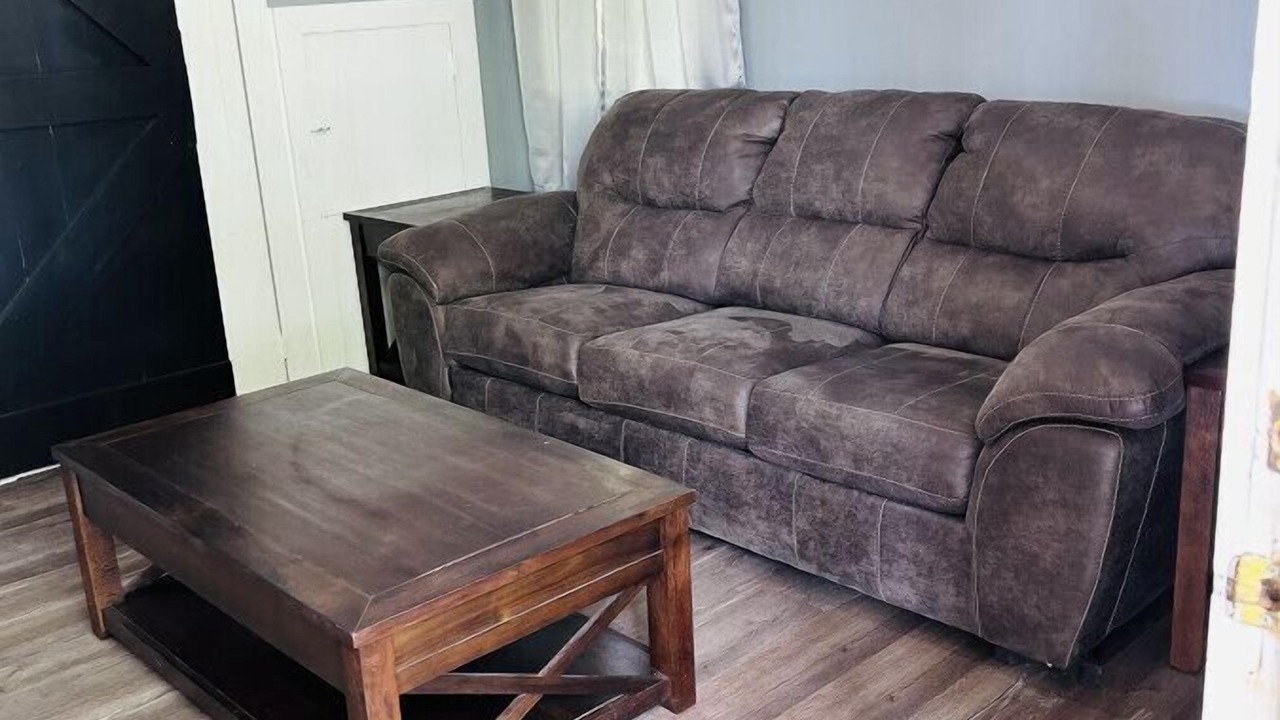 Photo of Livingroom in LaGrange