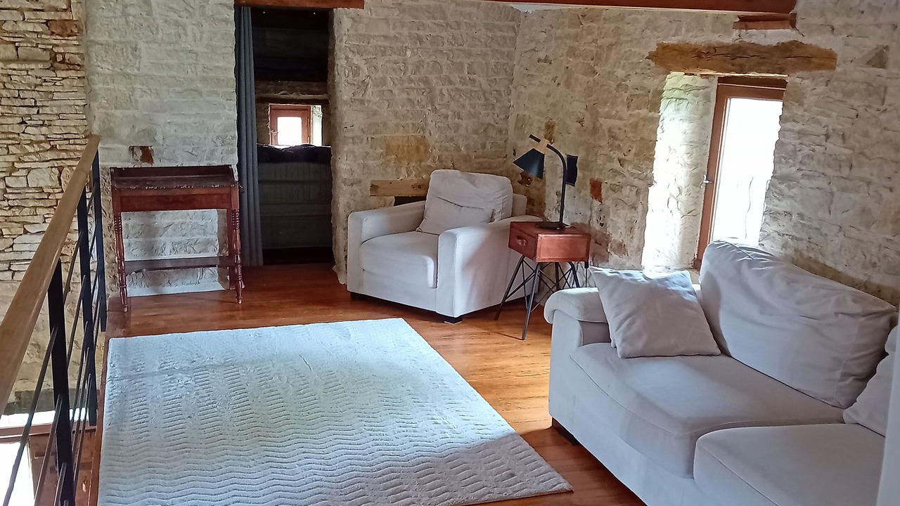 Photo of Livingroom in Pontcirq