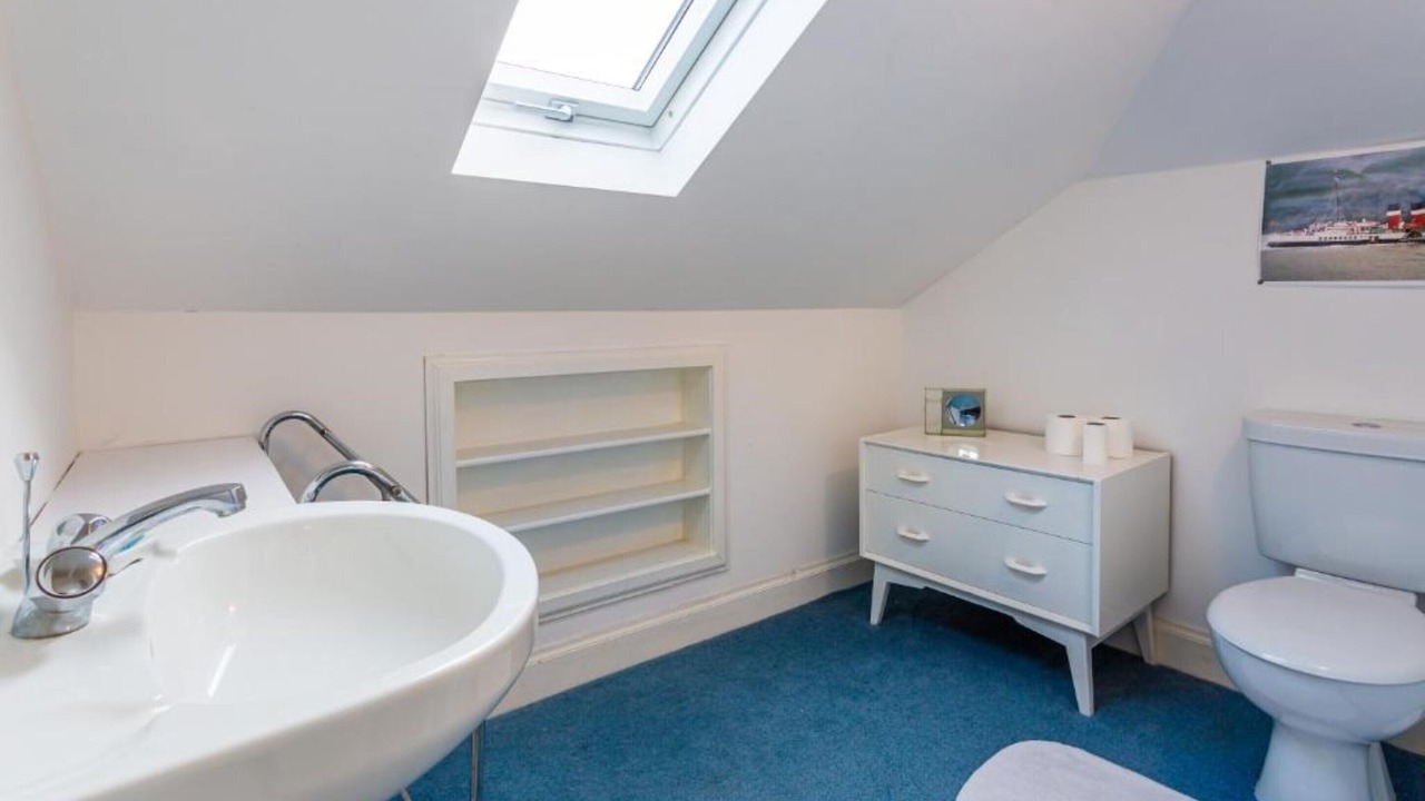 Photo of Bathroom in Brodick