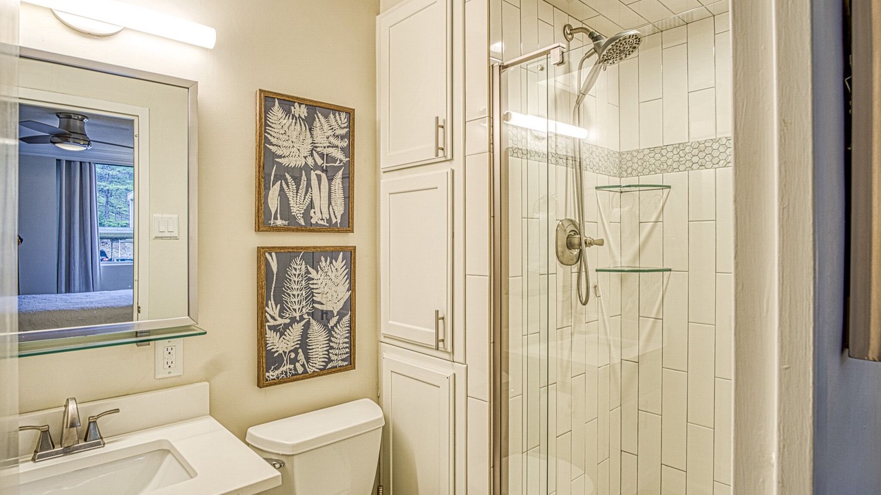 Photo of Bathroom in Mid America