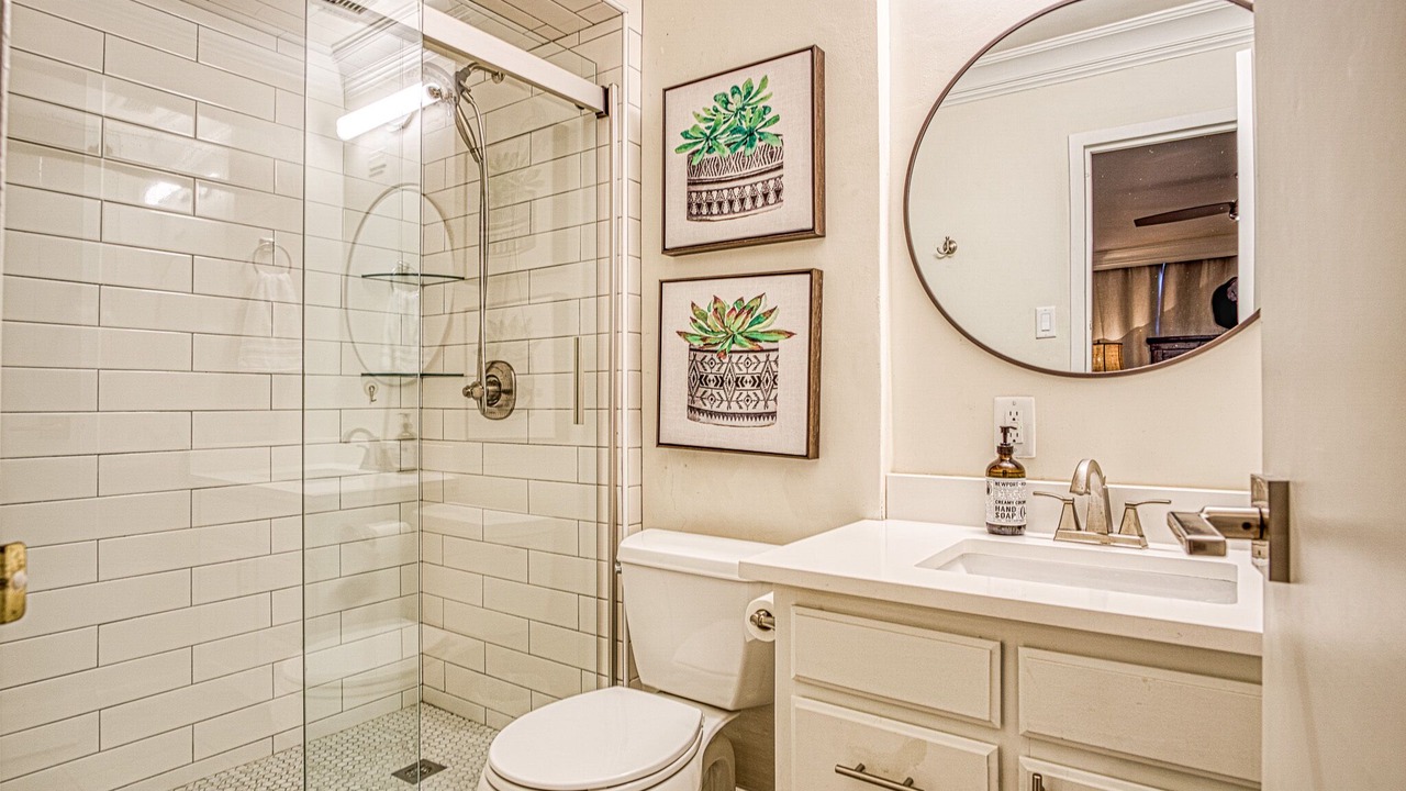 Photo of Bathroom in Mid America