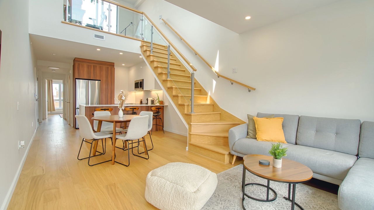 Photo of Livingroom in Hochelaga