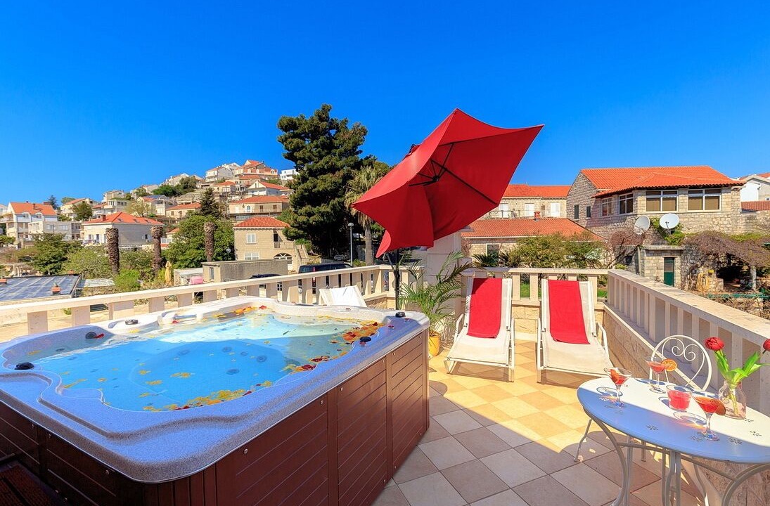 Photo of Patio Balcony in Babin Kuk