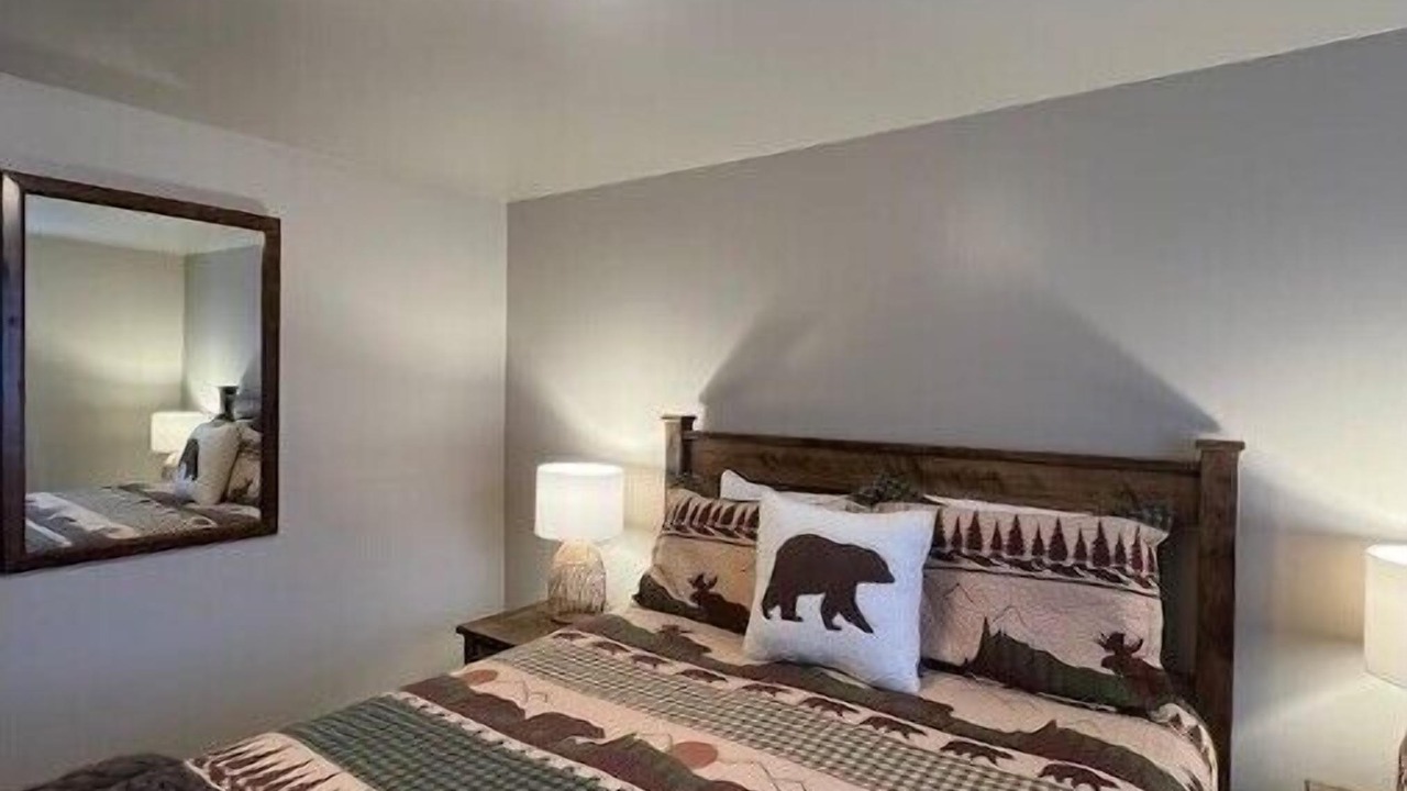 Photo of Bedroom in Lake George