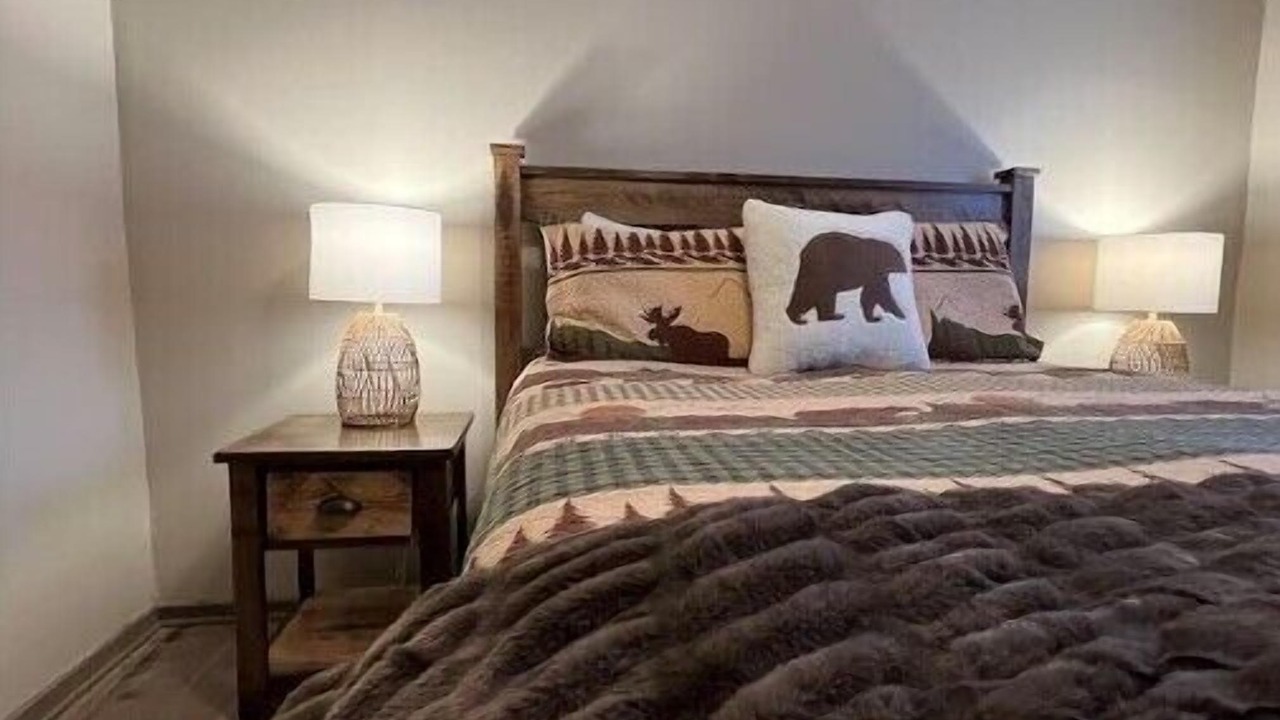 Photo of Bedroom in Lake George