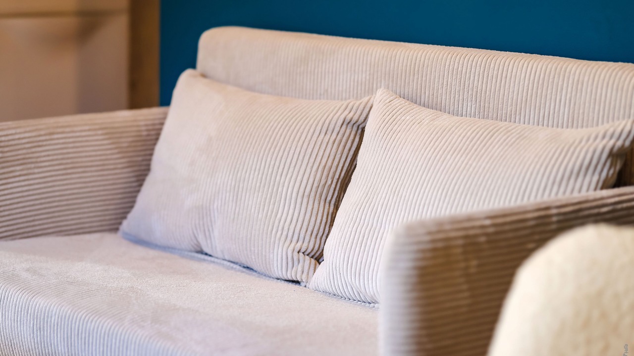 Photo of Bedroom in Castelnau-de-Montmiral