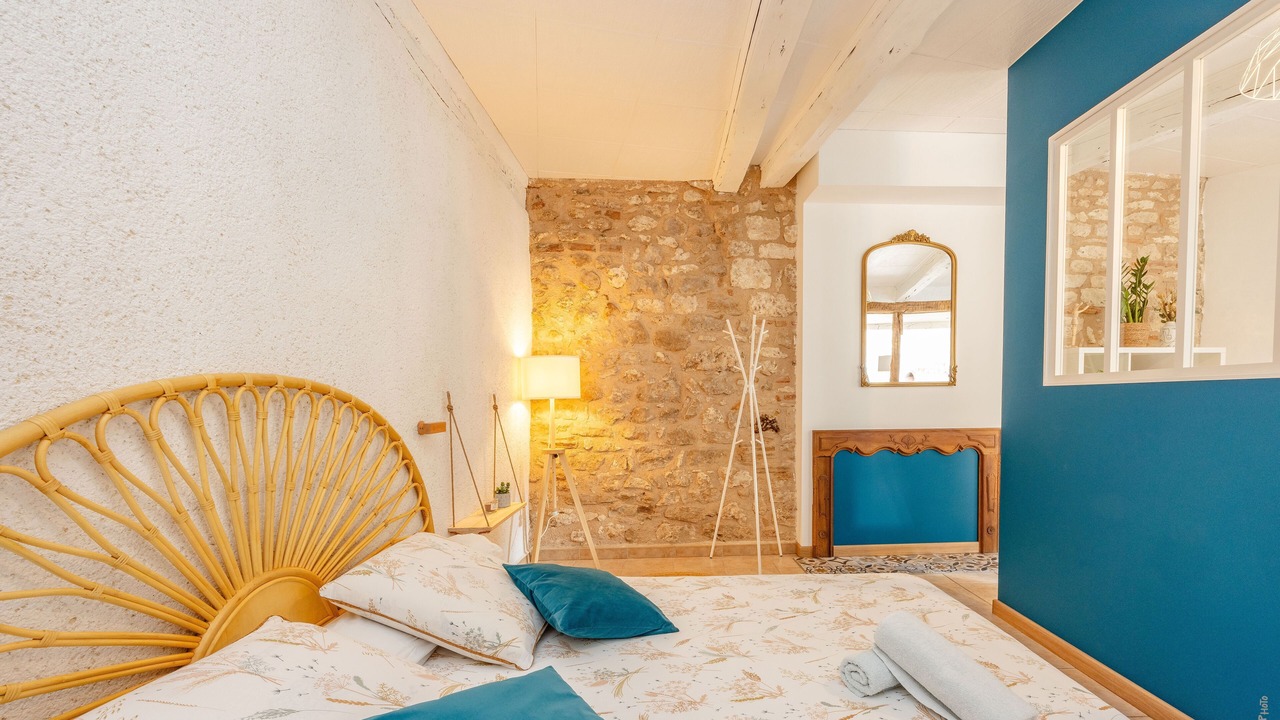 Photo of Bedroom in Castelnau-de-Montmiral