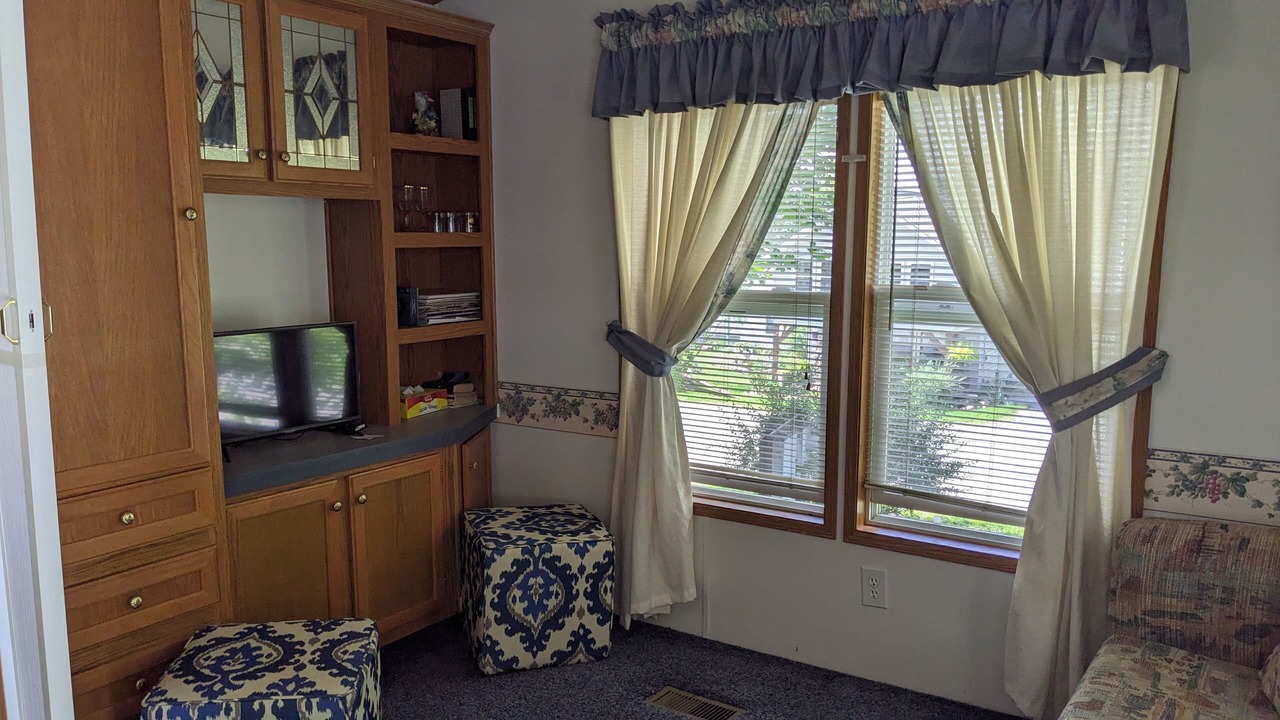 Photo of Livingroom in Perry